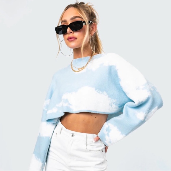 Edikted Cloud 9 Cropped Sweater - Picture 1 of 3
